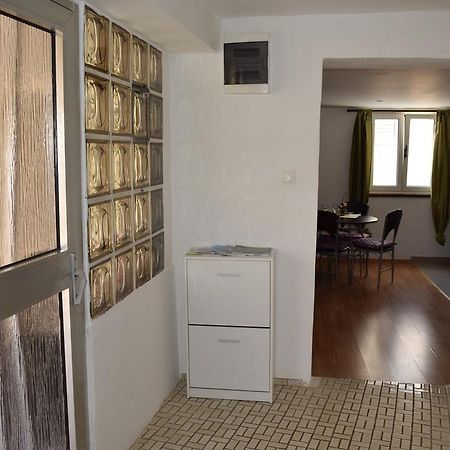 Apartment Klara シベニク 部屋 写真